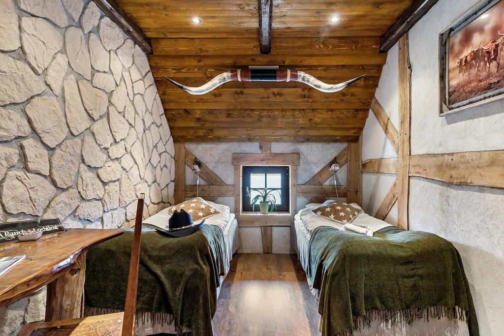 J A Ranch Bed & Breakfast Stromsnasbruk Luaran gambar