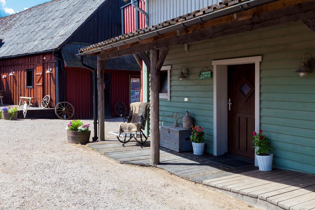 J A Ranch Bed & Breakfast Stromsnasbruk Luaran gambar